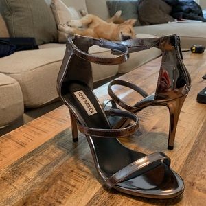 Steve Madden metallic reflective heels